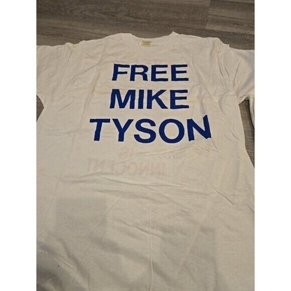 Free Mike Tyson T Shirt XL Is Innocent USA PHOTO DeadStock BOXING Single Stitch - Picture 12 of 15